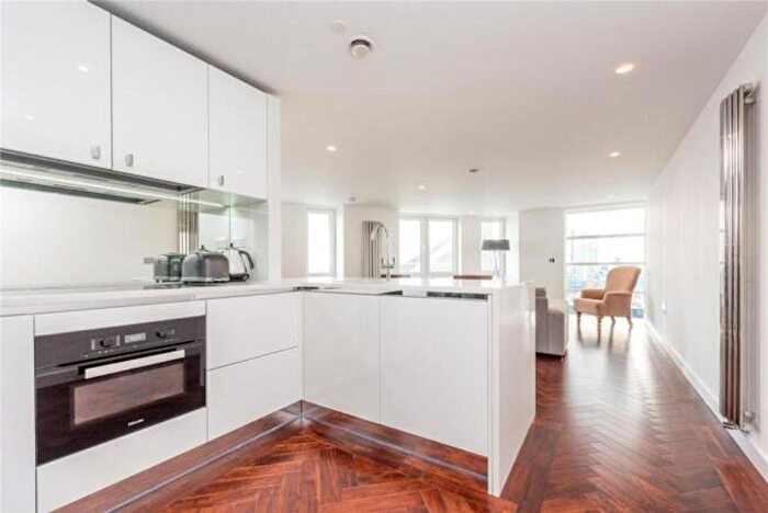 2 Bedroom Flat To Rent In Eagle Point, City Road, London, EC1V