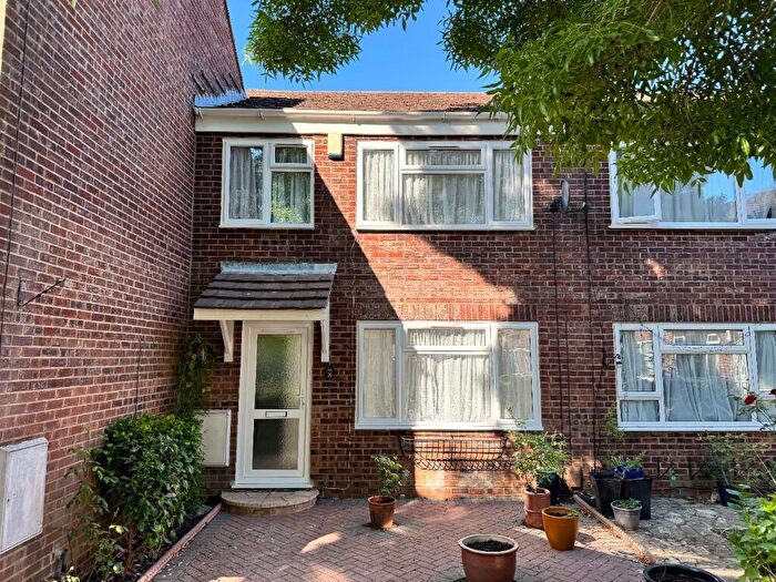 3 Bedroom Terraced House To Rent In Setley Gardens, Bournemouth, Dorset, BH8