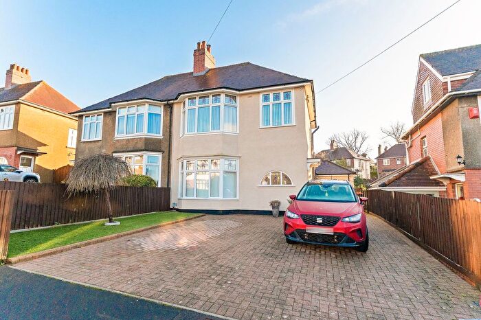 3 Bedroom Semi-Detached House For Sale In Ridgeway Drive, Newport, NP20
