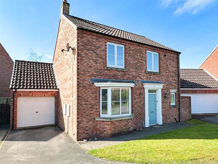 3 Bedroom Detached House For Sale In Lockwood Lane, Easingwold, York, YO61