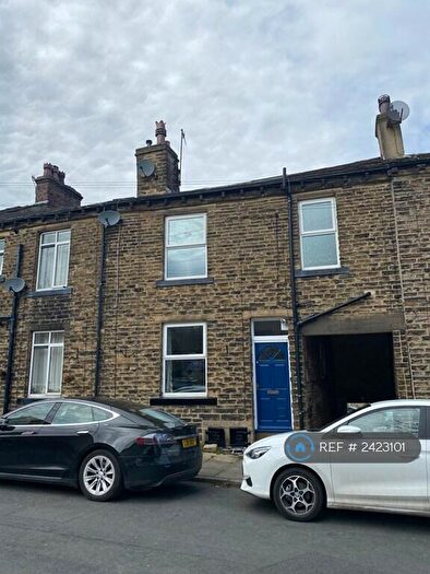 2 Bedroom Terraced House To Rent In Hollings Street, Bingley, BD16