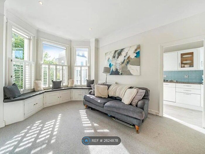 2 Bedroom Flat To Rent In London, London, SW11