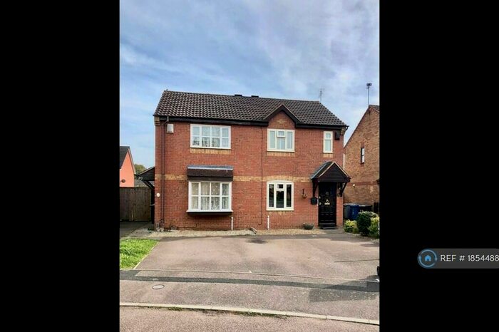 2 Bedroom Semi-Detached House To Rent In Sycamore Close, Kettering, NN16