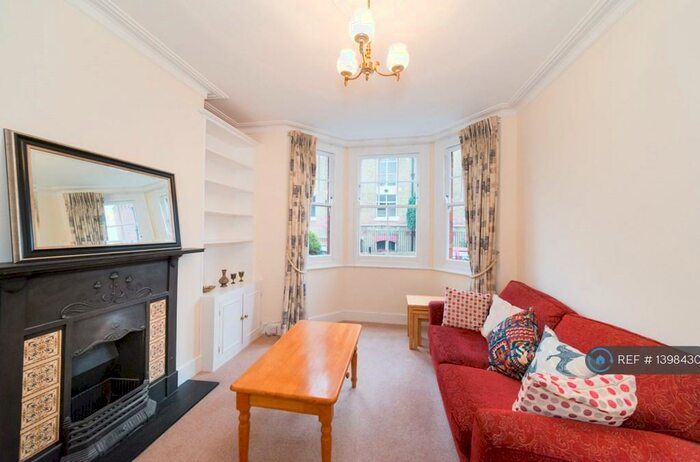 2 Bedroom Maisonette To Rent In Councillor Street, London, SE5