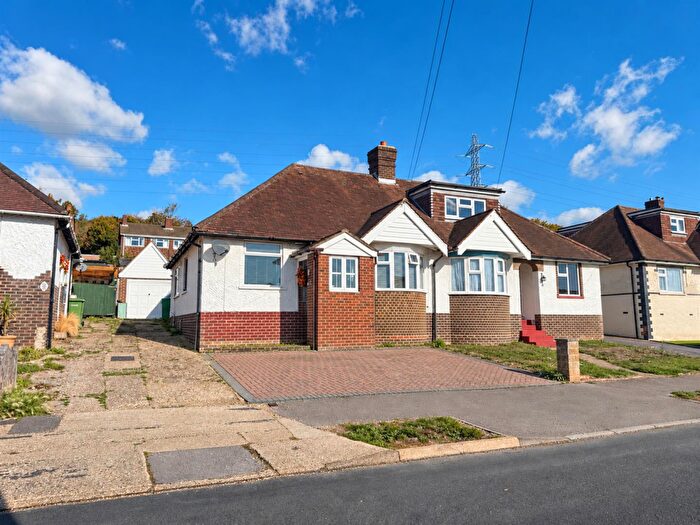 2 Bedroom Bungalow For Sale In Carlton Road, Fareham, PO16