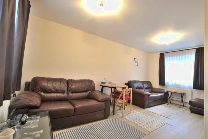 1 Bedroom Apartment To Rent In Typhoon Way, Brockworth, Gloucester, GL3
