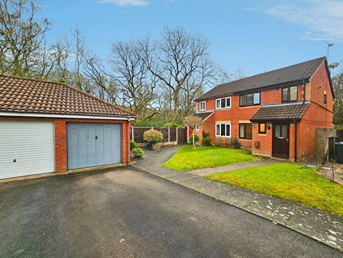 3 Bedroom Semi-Detached House For Sale In Bluebell Close, Biddulph, Stoke-On-Trent, ST8