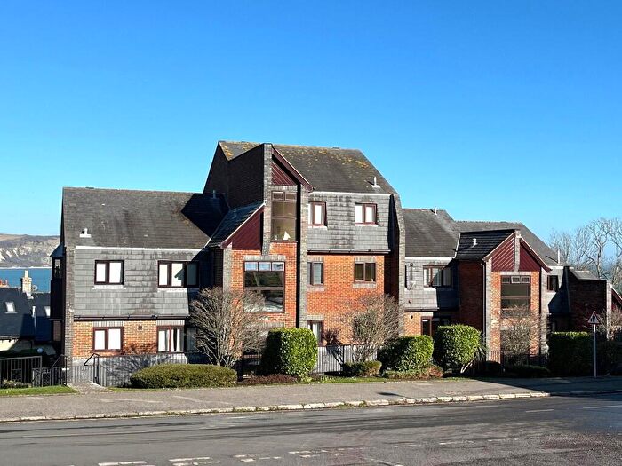 2 Bedroom Flat For Sale In Park Road, Swanage, Dorset, BH19