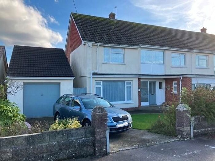 5 Bedroom Semi-Detached House To Rent In Chanters Hill, Barnstaple, EX32