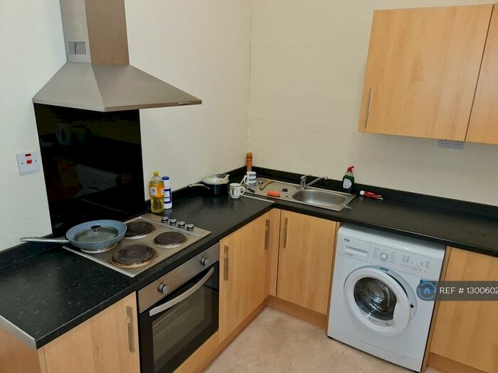 1 Bedroom Flat To Rent In Longrow, Campbeltown, PA28