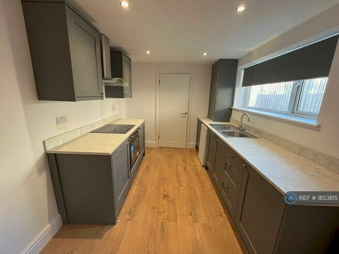 3 Bedroom End Of Terrace House To Rent In Marion Street, Cardiff, CF24
