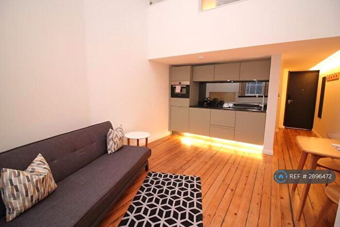 1 Bedroom Flat To Rent In Mcdonald Road, Edinburgh, EH7