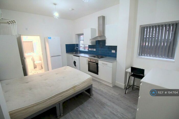 Studio To Rent In Meriden Street, Coventry, CV1