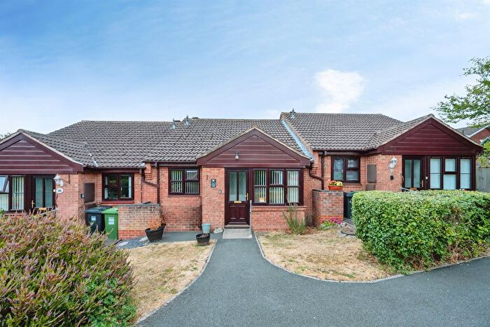 2 Bedroom Terraced Bungalow For Sale In Naseby Close, Redditch, B98