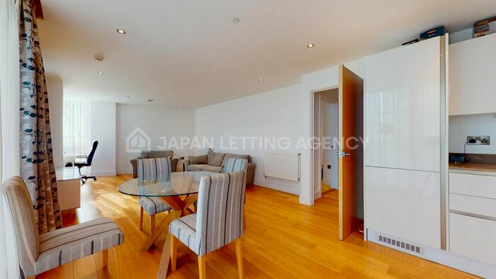 2 Bedroom Flat To Rent In Uxbridge Road, London, W5