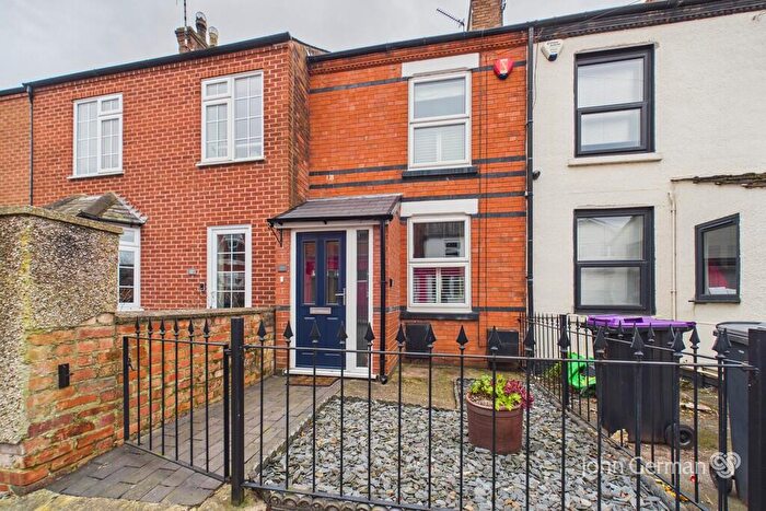 2 Bedroom Terraced House For Sale In Wallace Street, Gotham, NG11