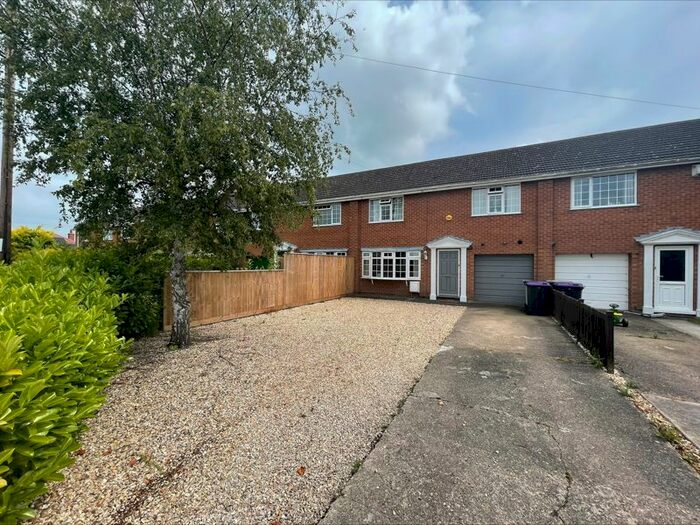 3 Bedroom Terraced House For Sale In Tinkle Street, Grimoldby, Louth, LN11