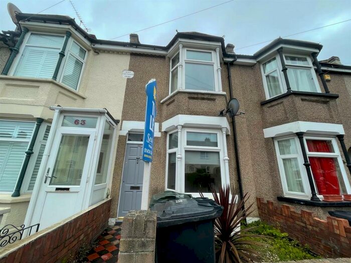 2 Bedroom Terraced House To Rent In Knockhall Chase, Greenhithe, Kent, DA9