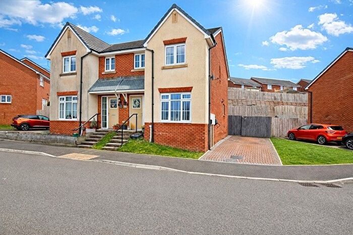3 Bedroom Semi-Detached House For Sale In Highfields, Tonyrefail., CF39