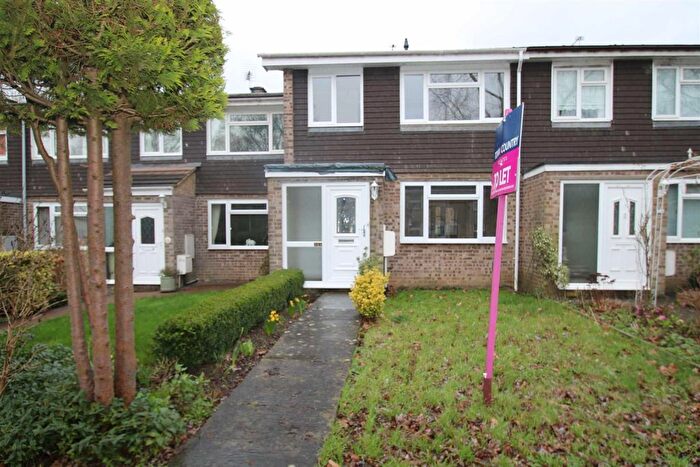 3 Bedroom Terraced House To Rent In Wyke Road, Trowbridge, BA14