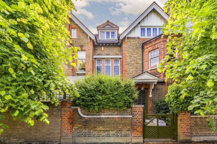 3 Bedroom Flat To Rent In Westcombe Park Road, Blackheath, SE3