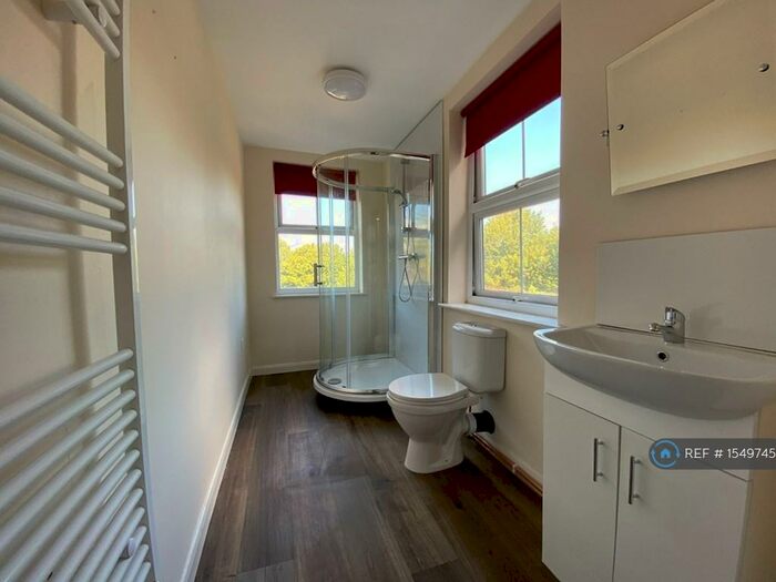 4 Bedroom Terraced House To Rent In Clyde Street, Canterbury, CT1