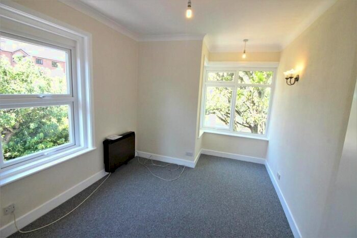1 Bedroom Flat To Rent In Beaufort Road, Southbourne, Bournemouth, BH6