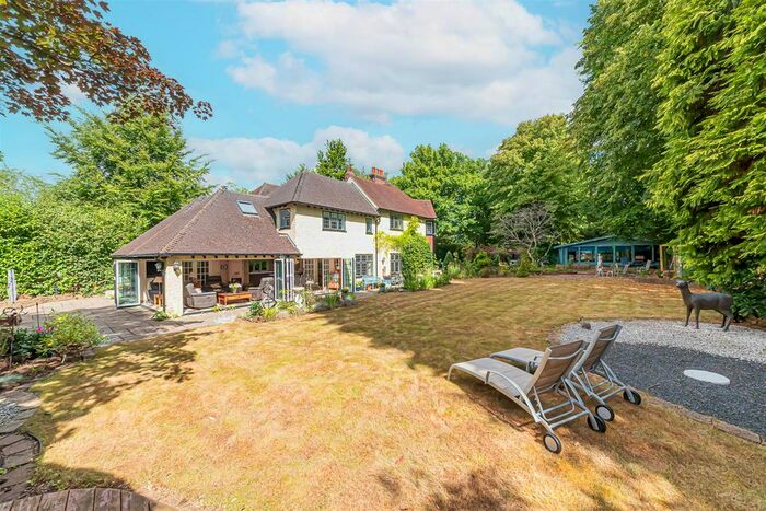 5 Bedroom Detached House To Rent In Harleyford, Lower Wokingham Road, Crowthorne, RG45