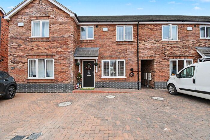 Property For Sale In Elswick Hopper Close, Brigg, DN20
