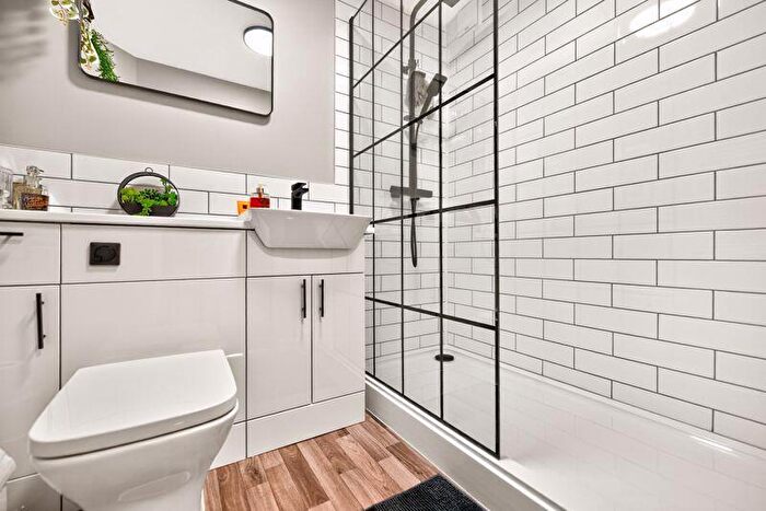 2 Bedroom Flat For Sale In Florence Road, Southsea, PO5