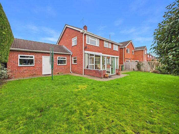 4 Bedroom Detached House For Sale In East Comer, Worcester, Worcestershire, WR2