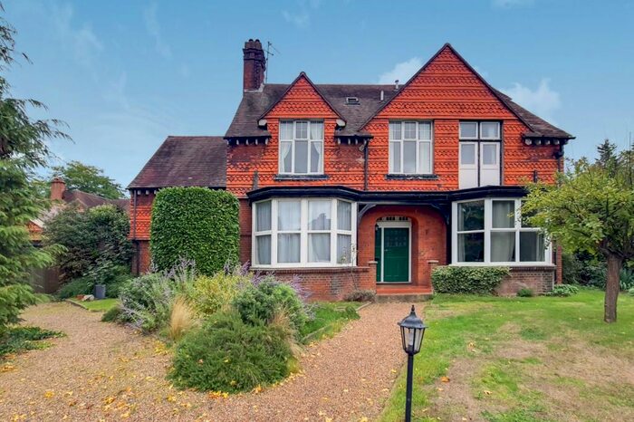 1 Bedroom Apartment To Rent In Manor Court, Manor Drive, Surbiton, Surrey, KT5