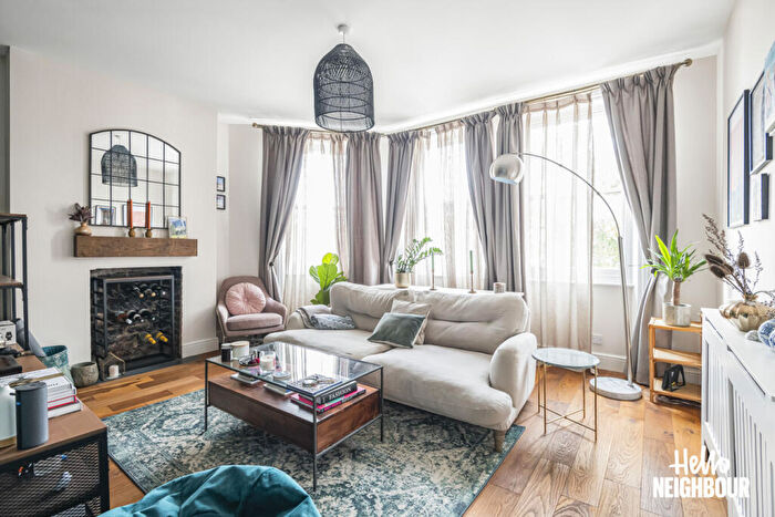 2 Bedroom Apartment To Rent In Salisbury Mansions, Saint Ann's Road, London, N15