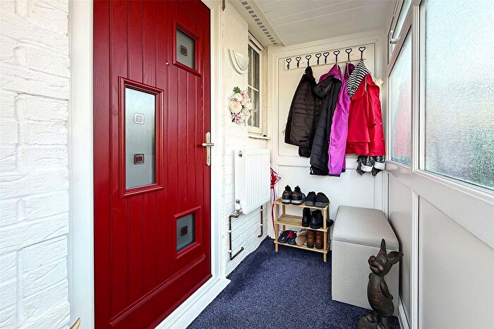 2 Bedroom Terraced House For Sale In Linnet Close, Littlehampton, West Sussex, BN17