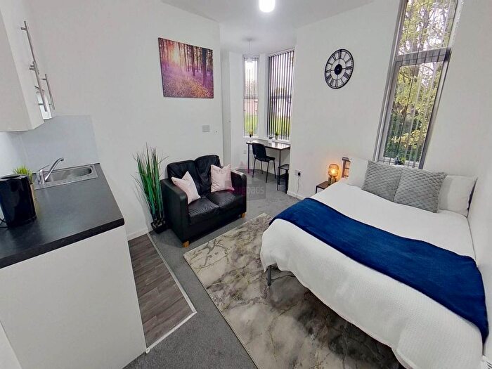 Studio To Rent In Barrfield Road, Salford, M6