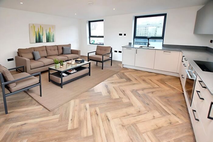 2 Bedroom Property To Rent In High Street, Tonbridge, TN9