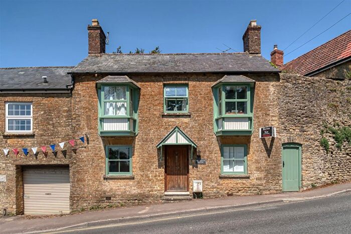 4 Bedroom Semi-Detached House For Sale In Sansomes Hill, Milborne Port, Sherborne, DT9