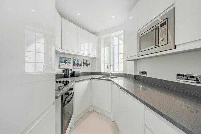1 Bedroom Flat To Rent In Kings Road, London, SW3