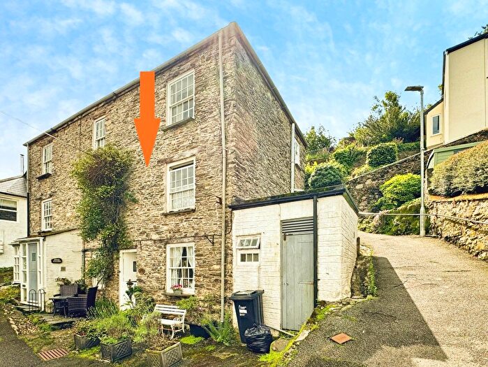 2 Bedroom Maisonette For Sale In Hannafore Lane, Looe, Cornwall, PL13