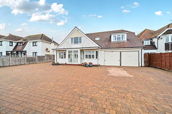 4 Bedroom Detached House For Sale In Elmer Road, Elmer, PO22