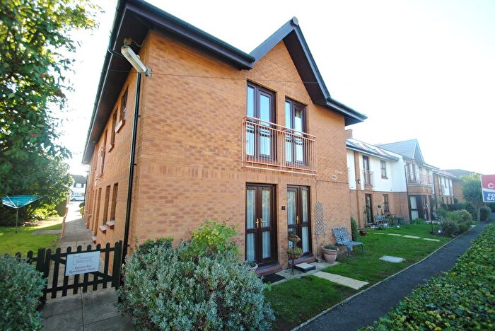 2 Bedroom Property For Sale In Churchfields, Bishops Cleeve, GL52