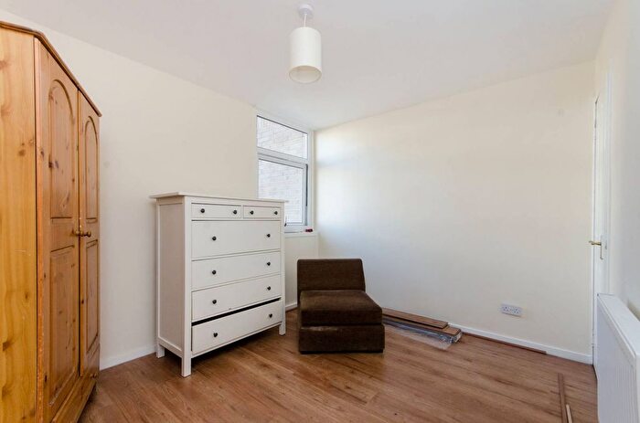 5 Bedroom Terraced House To Rent In Coburg Crescent, Streatham Hill, London, SW2