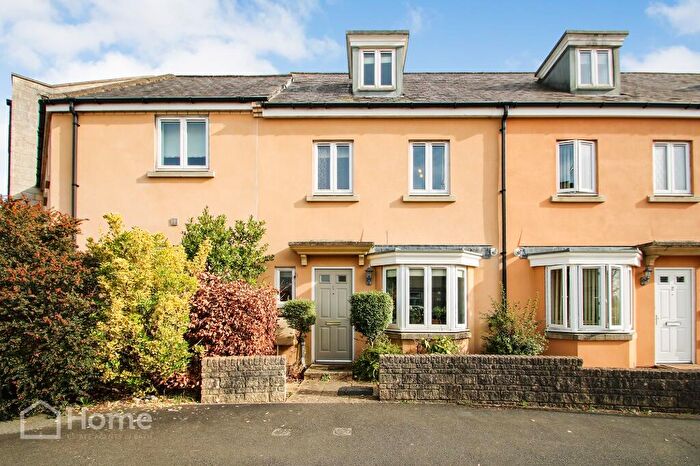 4 Bedroom Terraced House For Sale In Middlewood Close, Bath, Somerset, BA2