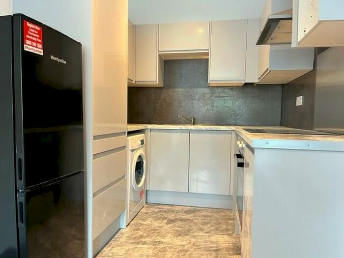 2 Bedroom Apartment To Rent In Unity Place, Chineham, RG24