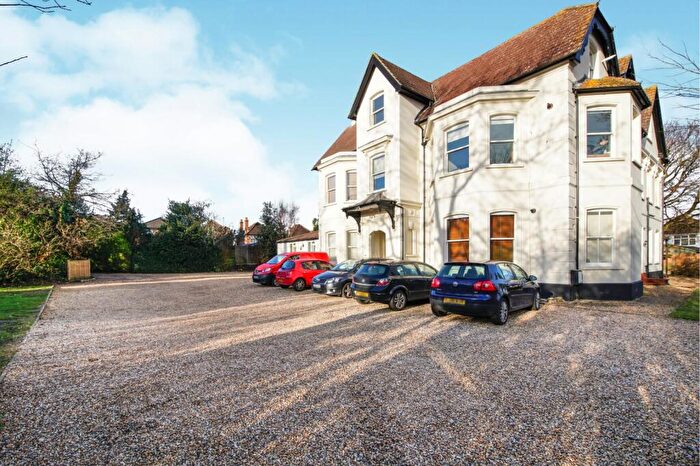 1 Bedroom Apartment To Rent In Stoughton Area, Guildford, GU2