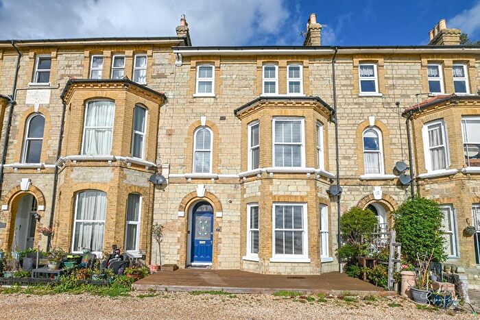 6 Bedroom End Of Terrace House For Sale In Southgrove Terrace, Ventnor, PO38