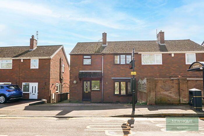 3 Bedroom Semi Detached House For Sale In Park Road, Calverton, Nottingham, NG14