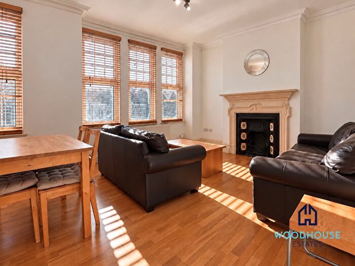 2 Bedroom Flat To Rent In Devonshire Road, Southgate, N13