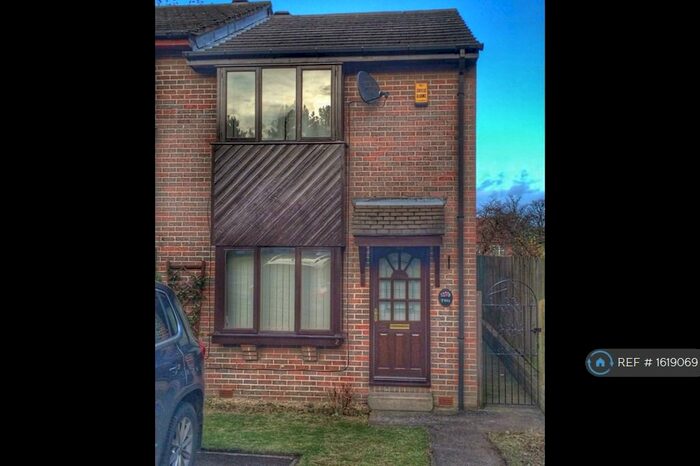 2 Bedroom Semi-Detached House To Rent In Pritchard Close, Sheffield, S12
