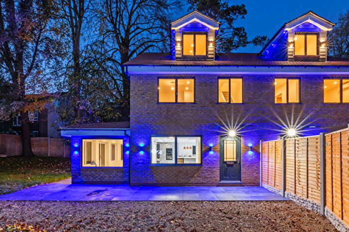 4 Bedroom Semi-Detached House For Sale In Winchester, SO22